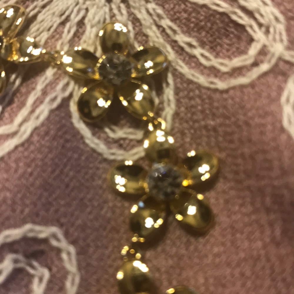 Necklace - Picture 5 of 6